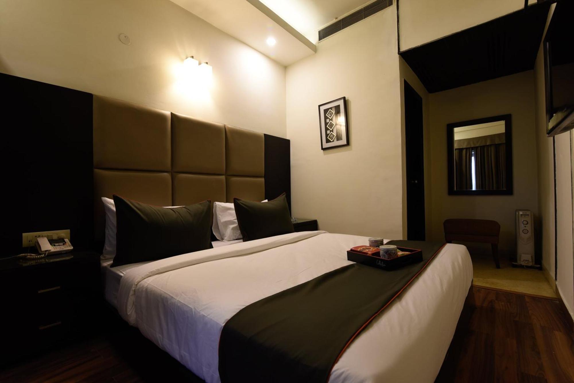 Hotel O Venkata Sai Sadan Mathrusree Nagar Kondapur  Εξωτερικό φωτογραφία