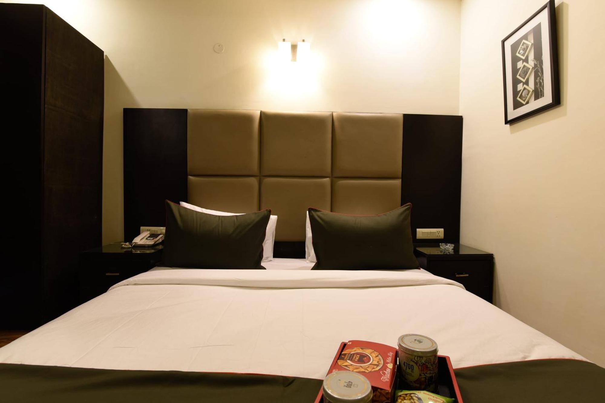 Hotel O Venkata Sai Sadan Mathrusree Nagar Kondapur  Εξωτερικό φωτογραφία